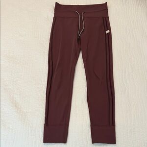 Vuori Women's Dark Red Leggings
